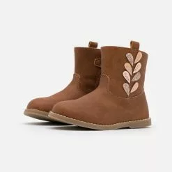Friboo Stiefelette - Cognac, Kinder 9 Friboo Stiefelette - Cognac, Kinder -Friboo Verkäufe c7fc99054e16499480cb897a3f1edc42